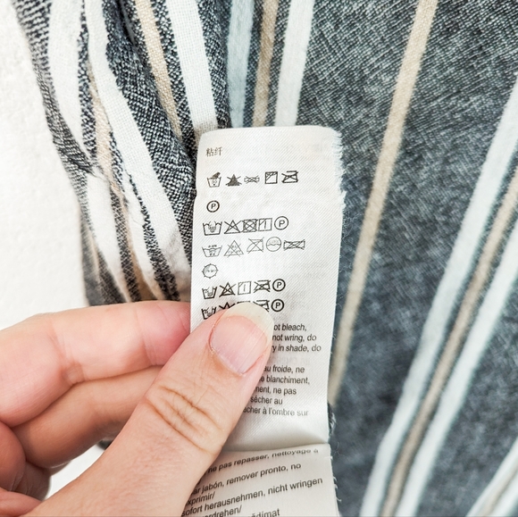 2/$30 Linen Blend Calvin Klein blouse short flutter sleeves summer tee stripe - Picture 6 of 9